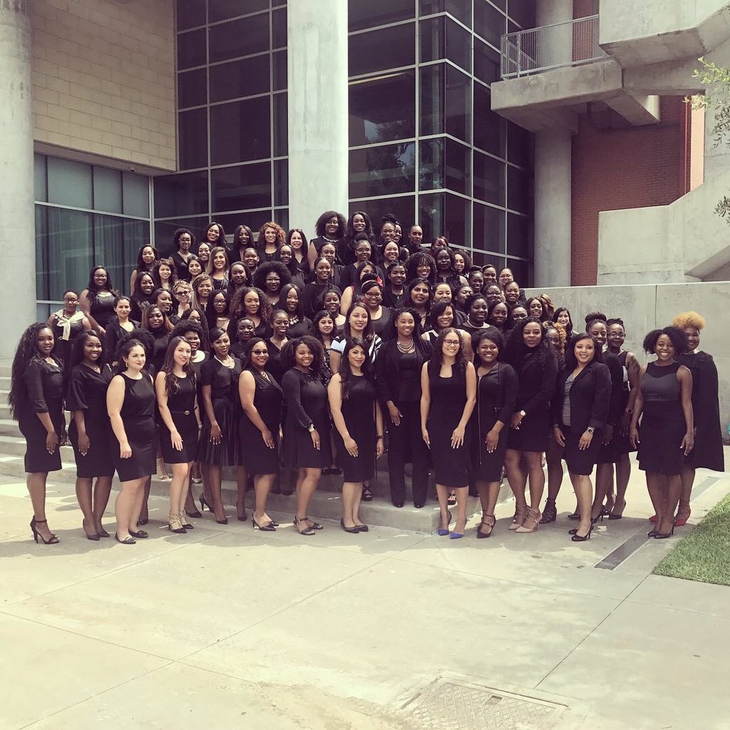 GayleRebeccah's tweet photo. @kerrywashington This is at my school. Thurgood Marshall school of Law at Texas southern! #onetmsl https://t.co/BpQflkjFq2