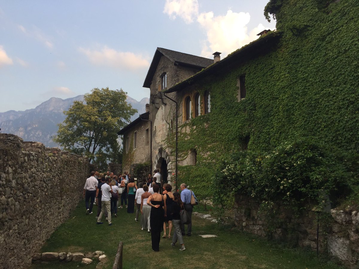 VinoDolomiti's tweet photo. Chiude in bellezza la 3'edizione di #castelli divino con una magica serata a Castel Ivano https://t.co/jmxdd9kl09