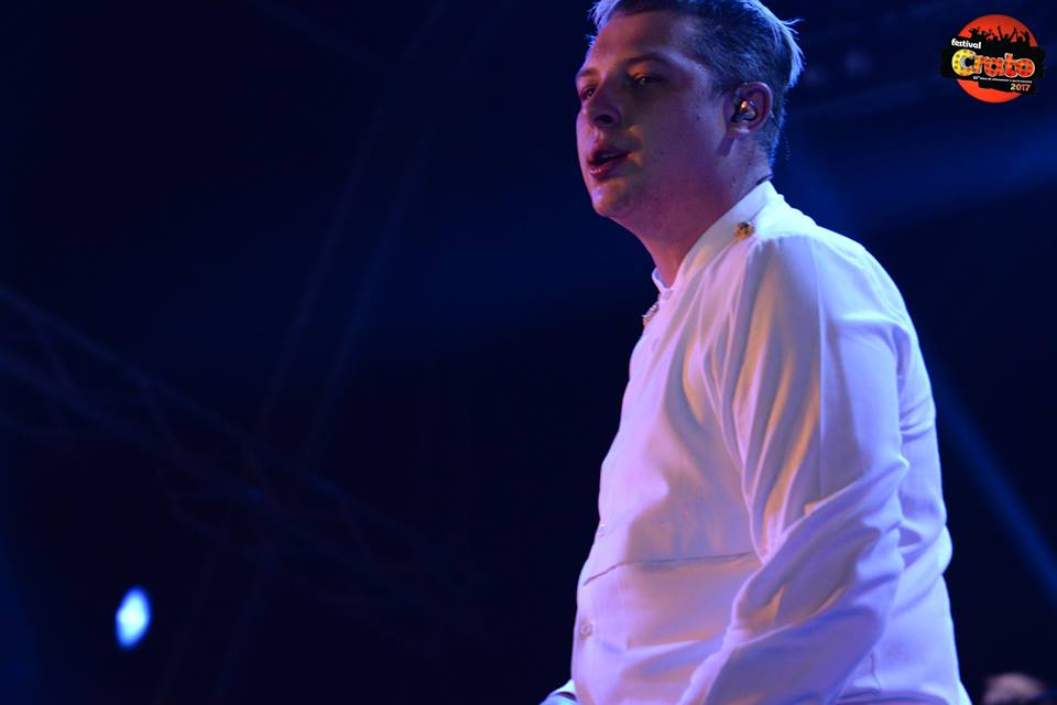 JOHN_NEWMAN_FAN's tweet photo. @JohnNewmanMusic "Blame", "Tiring game"... (@FestivaldoCrato photos) https://t.co/NhZY6YBhUb