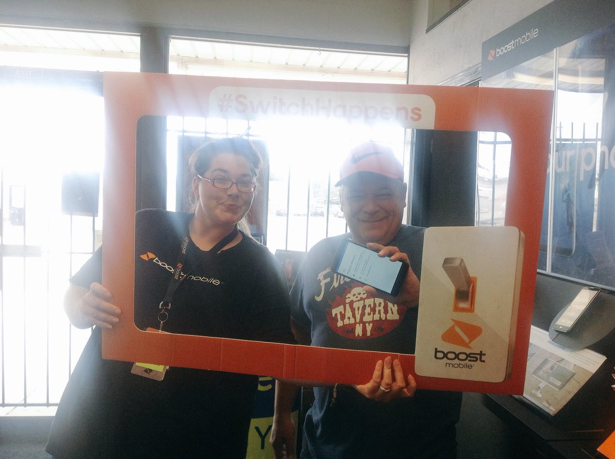 Easywireless13's tweet photo. Look who made the switch.. It's the @stringman #unlimited #lg #maxxl https://t.co/bW9CUAfd26