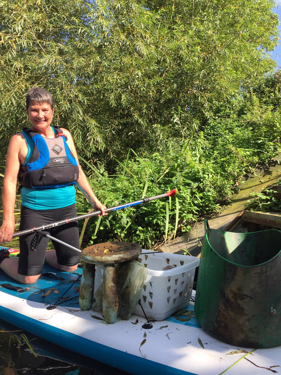 LizzieOutside's tweet photo. Loved today's filming with @BBCBreakfast at @braylake to shout about @Plastic_Patrol! Finally some SUP in the sunshine this summer too ☀️ https://t.co/71CRGTP4qb