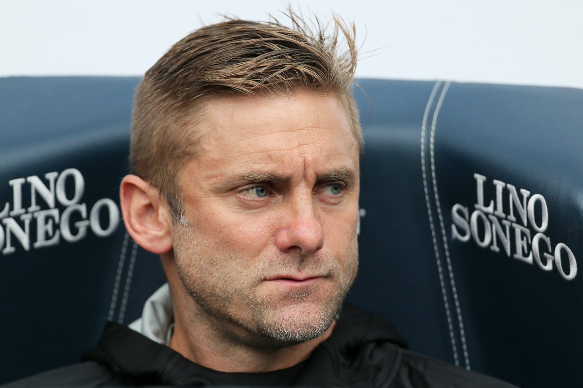 TheFoulsLab's tweet photo. Huddersfield Town are closing in on the signing of Leeds United goalkeeper Rob Green. https://t.co/nfbYQJtfsk