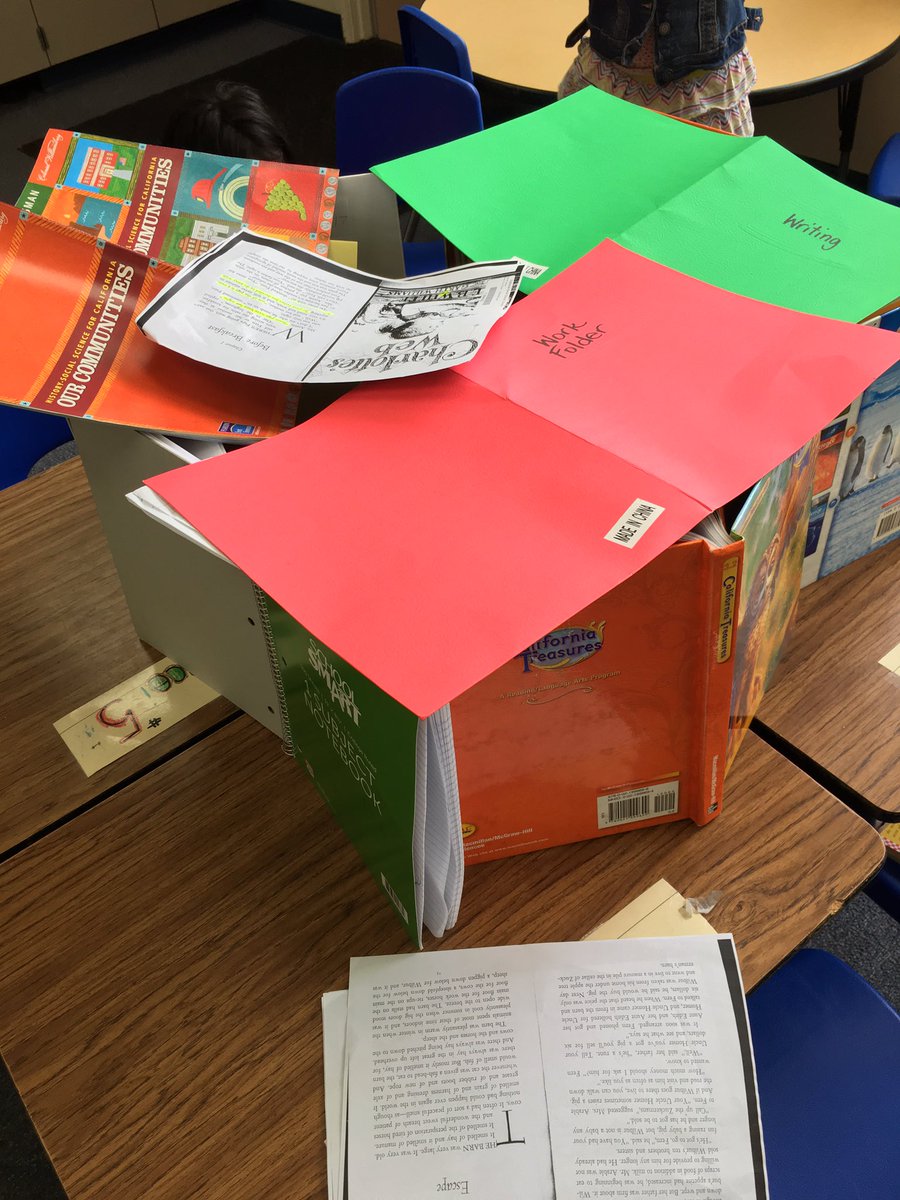 RedmondRocks's tweet photo. Will these "pig pens" keep Wilbur from escaping? #FSS_STEM #FUESD https://t.co/2dgm24DvUL