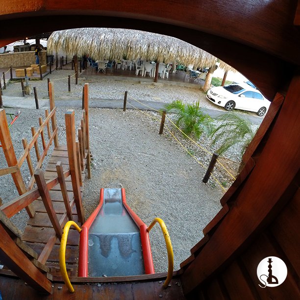 babelmgta's tweet photo. Contamos con Parque infantil en la Urbanización Sabanamar #Porlamar https://t.co/9jvrw9olv2