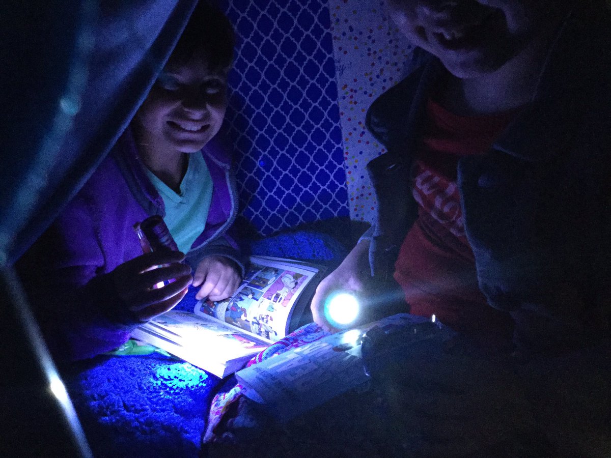 Gard5thGrade's tweet photo. "Camp Out" with a Good Book Friday! #YESTigers180 https://t.co/GOjQzg4AcD