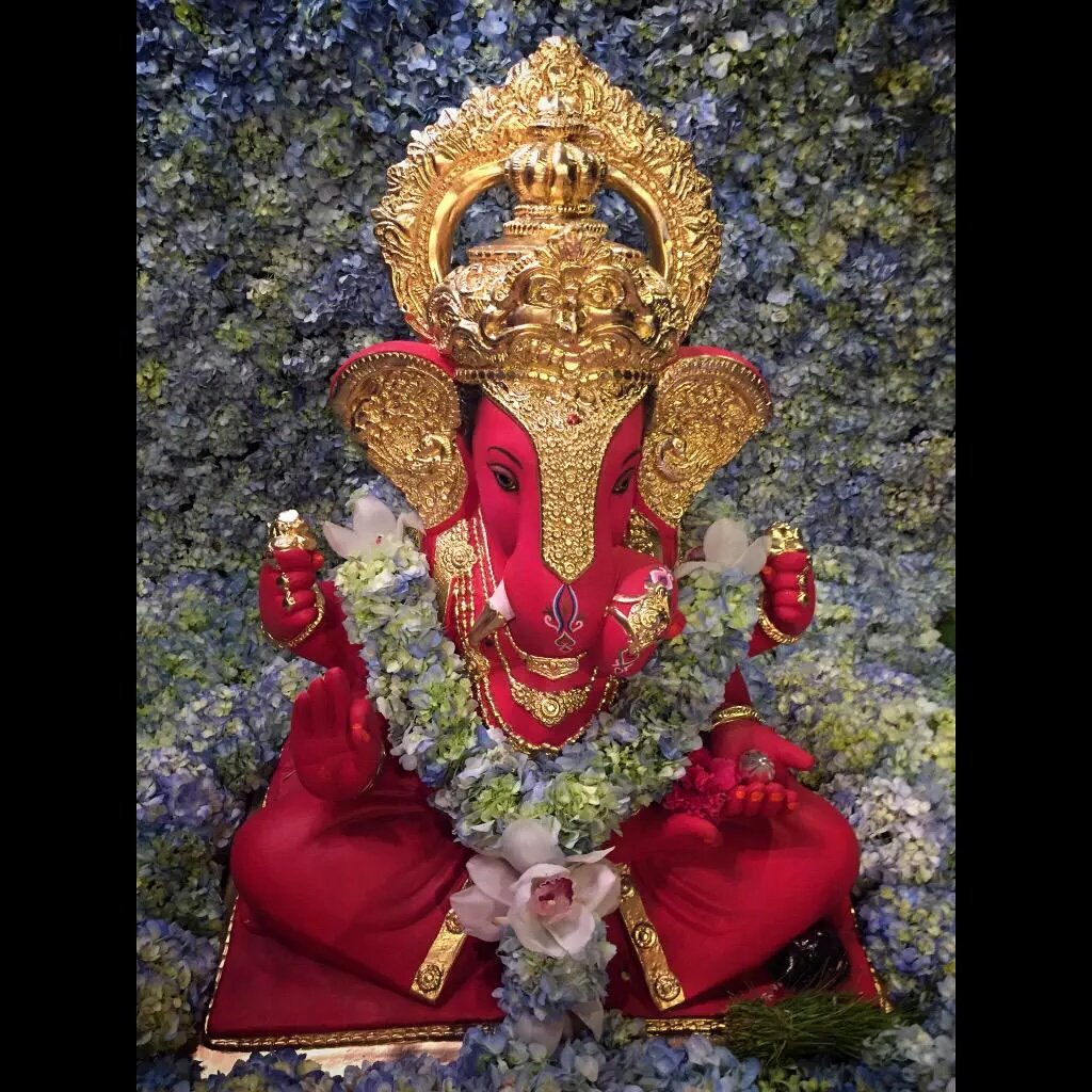 poohh_says's tweet photo. I feel Guarded when you are around. You bring me Sanity &amp; Peace. #GanuDa 🙏❤.
My Fav 😘😇.. https://t.co/GdYvnTRwcd