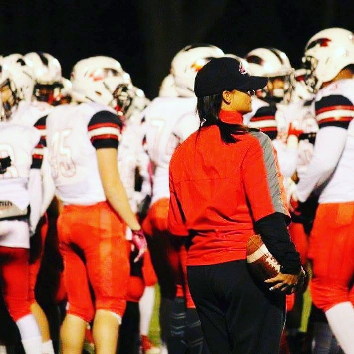 CoachLoLoc's tweet photo. Friday Night Lights🏈 🙌🏽 2017 home opener vs Central Dauphin, 7pm kick #ROLLTRIBE #HannaFootball #DLine #WeCoachToo #BreakingBoundaries https://t.co/sJ95QQVSOd