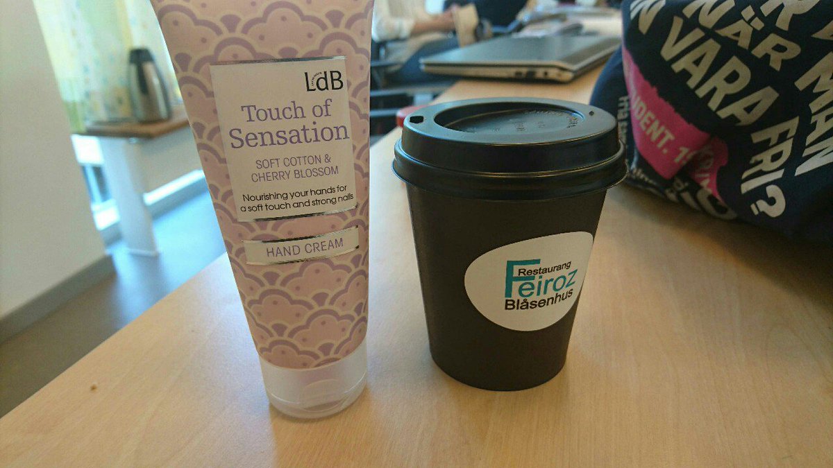 FreshGrinds's tweet photo. #morecoffee #needcoffee #wantcoffee #coffeecoffeecoffee https://t.co/YYMinzmYch