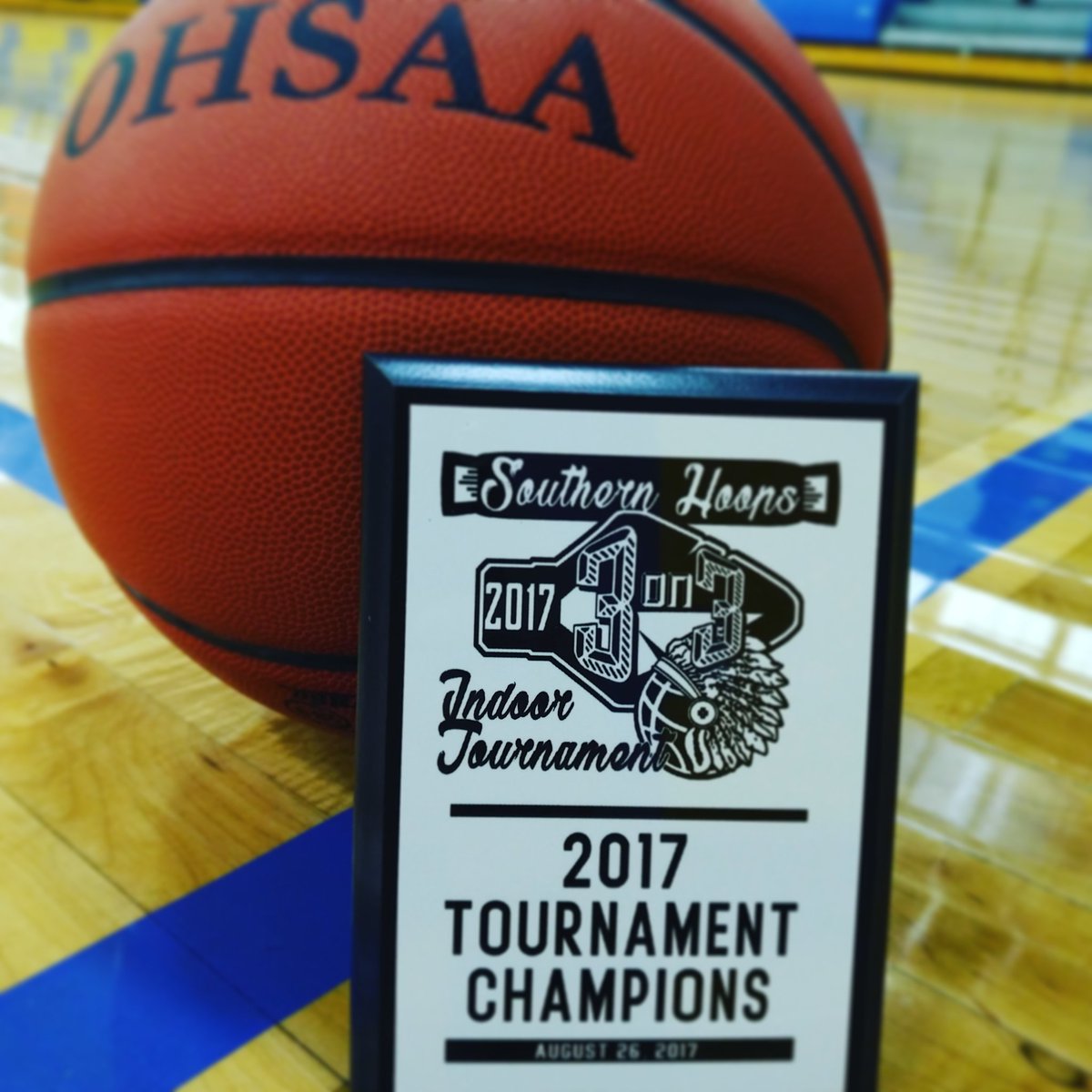 SouthernHoops's tweet photo. Who will bring home the trophy tomorrow? The Southern Local Hoops 3 on 3 tournament starts Sat. @9:30a https://t.co/ehEW2fbdx7