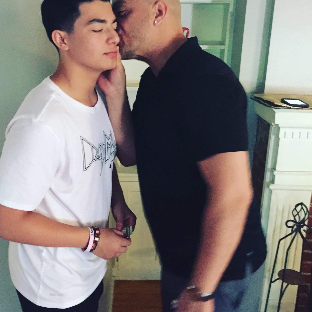AlexisKWPCEO's tweet photo. Handsome hubby and my beautiful sons... can't believe I'm a Yiayia sometimes. #blessed https://t.co/sQp1CjOPvw