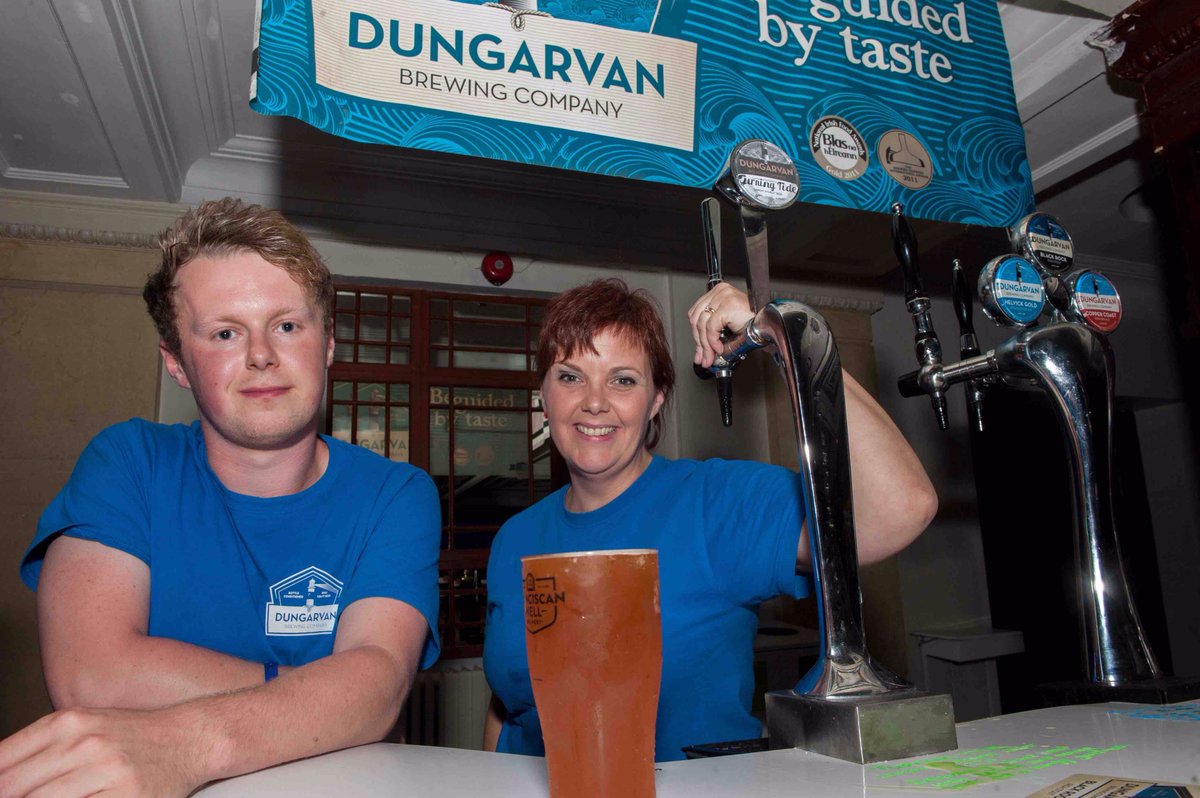 GreatIrishBF's tweet photo. What's your brew? 3 suggestions for starters...@8degreesbrewing @dungarvanbrewco @galwaybeer https://t.co/GENCCYLYKi
