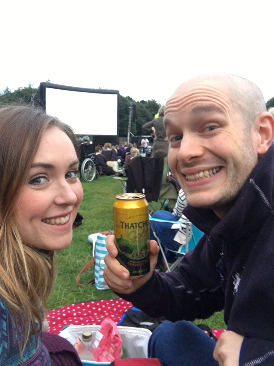bethamahon's tweet photo. @LunaCinemas BTTF time! 👍👍👍 https://t.co/JFbPX6EGXh