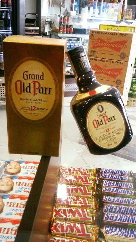 Jothan1025's tweet photo. Comprandola temprano.  Por q hoy es viernes de calentura 😉 https://t.co/8TYnQQSoLz