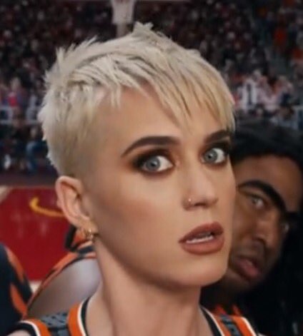 tbells__'s tweet photo. Stranger: Why do you love Katy Perry?
Me: ehm... well.. she is... ehm🤷🏻‍♀️ @katyperry LOVE U♥️ (best video ever😏) https://t.co/eUJL4Uekmt