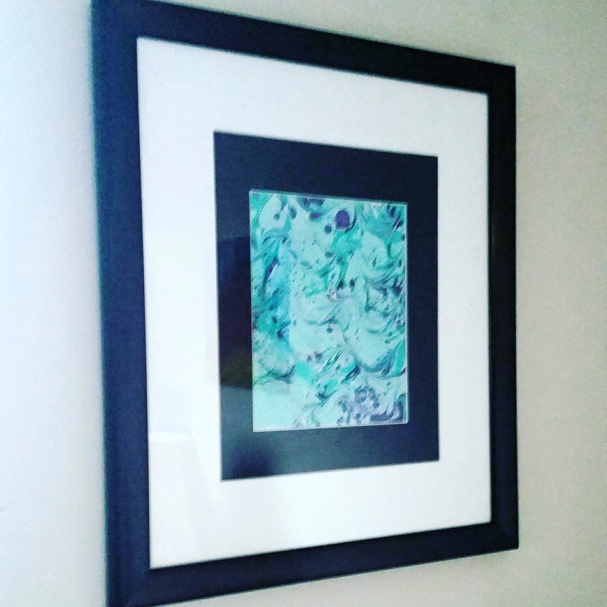 AshleyStarr1985's tweet photo. Check out my #Ebru art! It looks lovely framed!
#artwork #ashleygallery #artforsale https://t.co/hr77sOMIcW