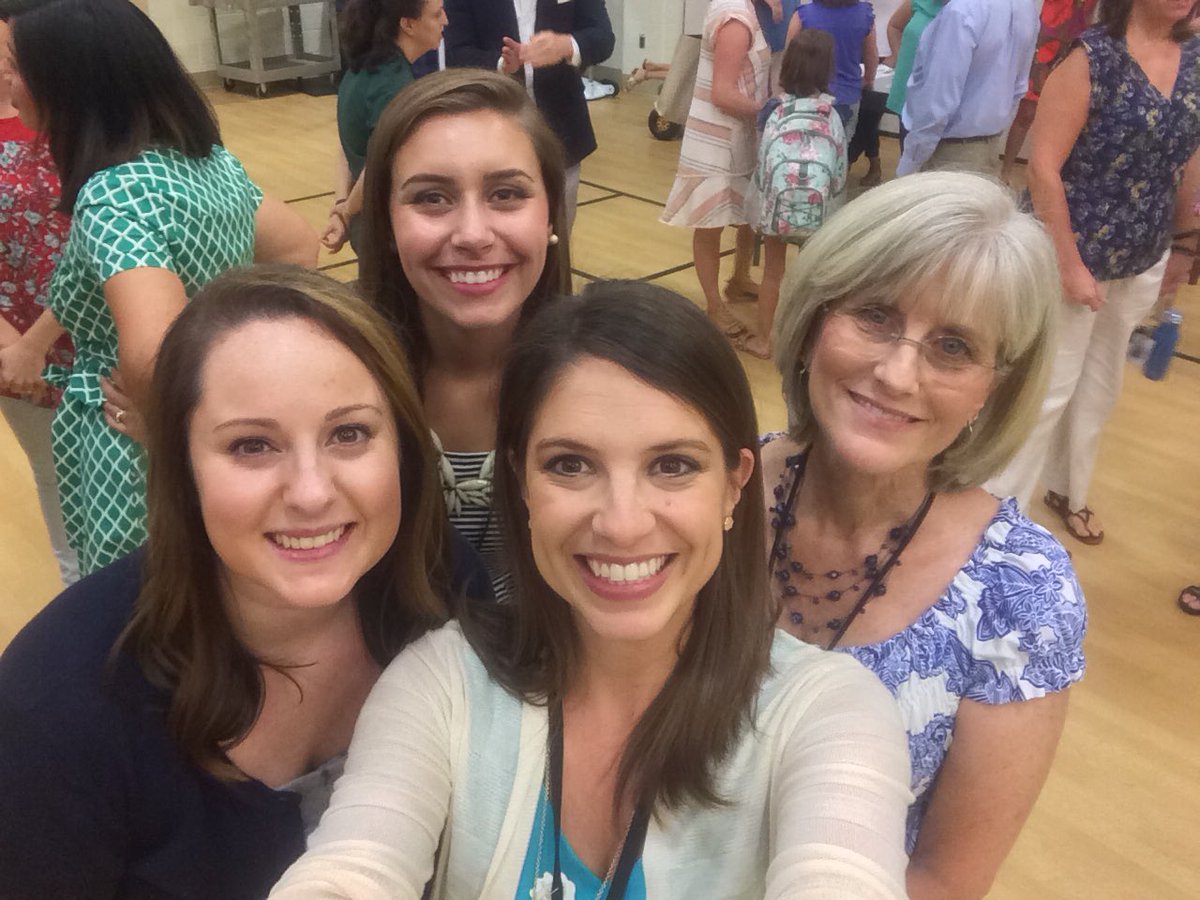 RootElem's tweet photo. @RootElemStaff π a #RootSelfie! Big π for Meet The Teacher w/ our #RootFamily!! #Root1718 https://t.co/kRem5vBfR4