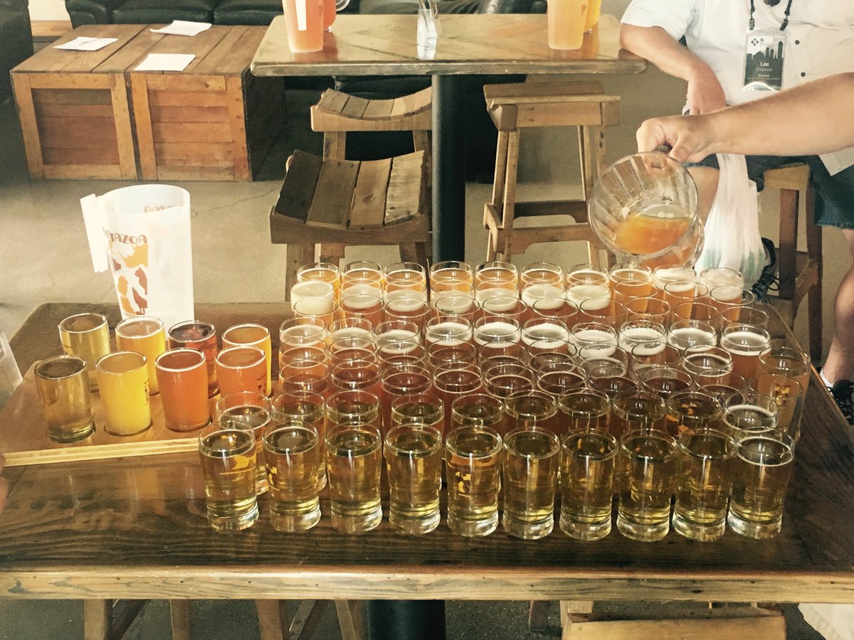 EventsWithRia's tweet image. Touring @MetazoaBrewing with #DMCNinIndy. 5% of their profits go to animals and wildlife!