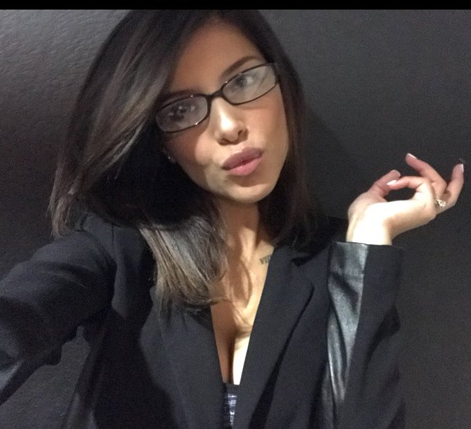 New haircut x inspiration https://t.co/PMztPDdqFa<a href="/tag/onmfc"class="tags"><span>#onmfc</span></a>