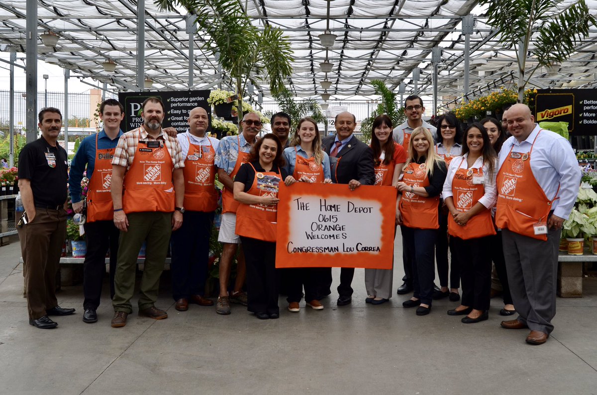 615_orangehd's tweet photo. Welcome Congressman Correa to 615!@HomeDepotGR @NotoKara @PacSouth @Allen83hd 🇺🇸@MelissaCoronad2 #HDstorewalks https://t.co/TKqtdC60bF