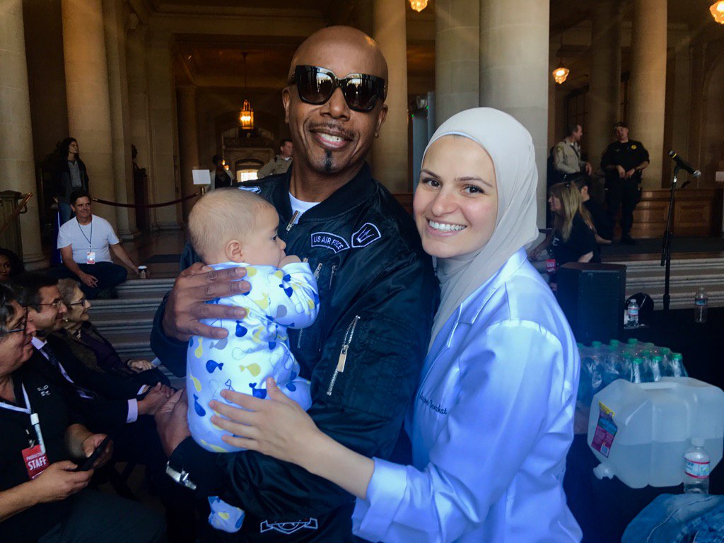 MCHammer's tweet photo. Love ❤️ @Iam360WISE 🙌🏾 https://t.co/5wevszJI9d