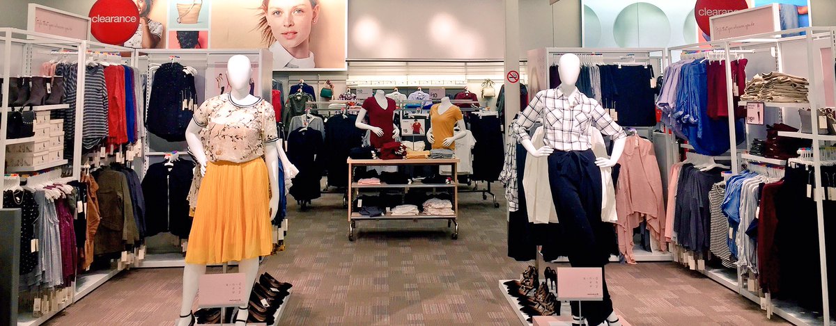 KarlaVMTL's tweet photo. A New Day and Goodfellow &amp; Co have been a hit at T-0966! Guests are loving the styles and fit. We are having such a blast helping them shop! https://t.co/jP8FEqFVmB
