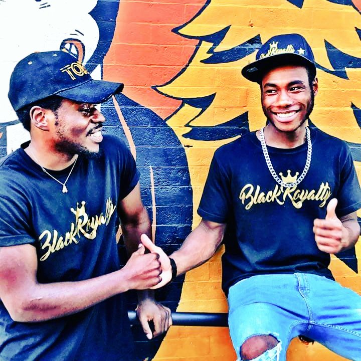 BlackLegend2017's tweet photo. Loyalty Is Royalty💯👑 Representing LegendaryBlackRoyalty2017 #CrownOn💯👑
 #CrownCheck💯👑 
#FlexinOurComplexion💯👑
#FlexOn💯👑
How You Flexin https://t.co/VbOlLUjRcp
