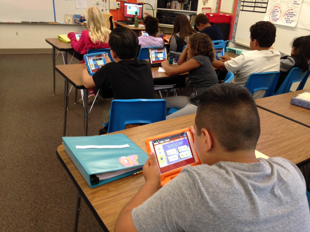 AtlasJohnWil's tweet photo. Students already excited about being on Sokikom in Mr. W's class third day of school.  Go ATLAS Stars! https://t.co/ErcJo5jY1N