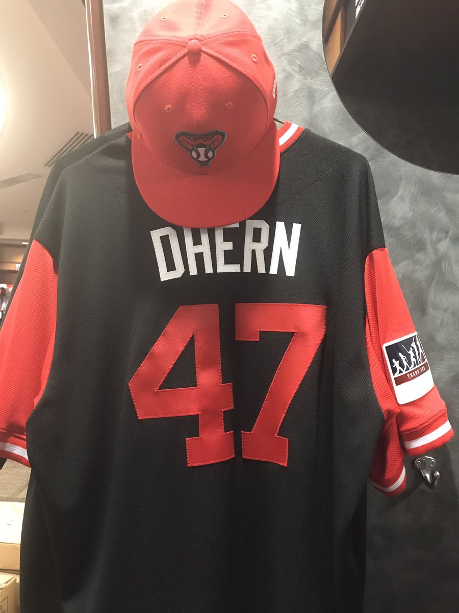 DHern_30's tweet photo. #PlayersWeekend https://t.co/BnP1wWta5W