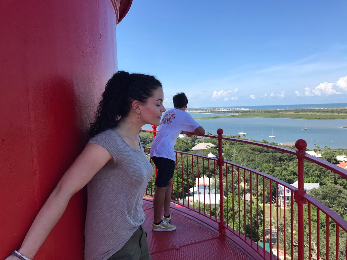 Lindsay_Senter's tweet photo. @grantswilson...this is NOT in my contract!!
#omg #thisisreallyhigh @firstlighthouse https://t.co/Eb57Ej9Iy2