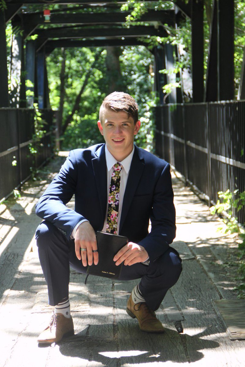 Nall_7's tweet photo. Ayyy my farewell is this Sunday at 9!! Everyone invited also food after at my house!!  2230 South 350 East Kaysville Utah 84037 https://t.co/YA8RYtnEf7