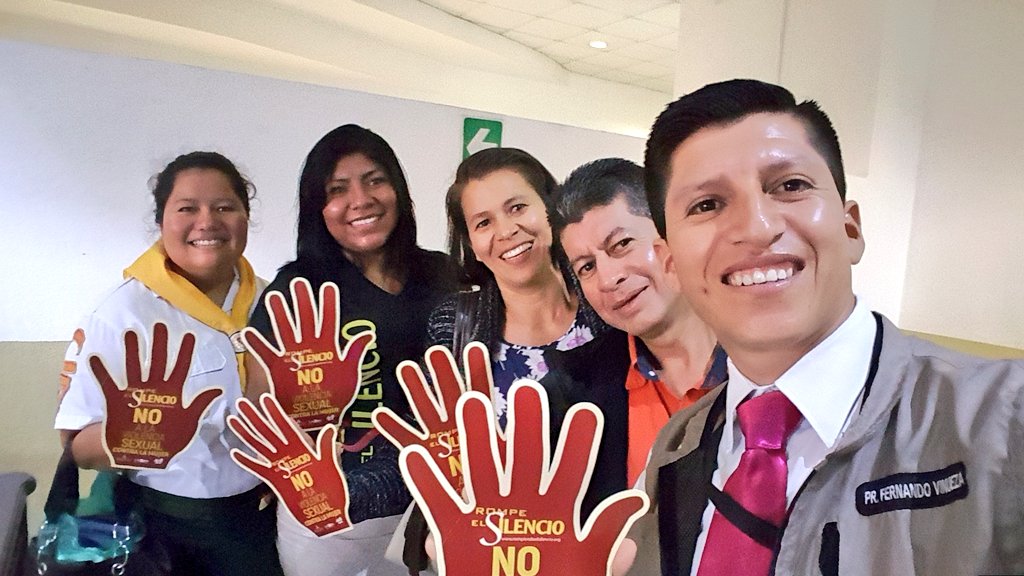 Pasvinueza1's tweet photo. Listos para empezar #RompiendoElSilencio en santo domingo @adventistasEC @AdventistasMEN @sylvia_polo @Jesseniavit @emersonnfreitas https://t.co/CGykNFClxt