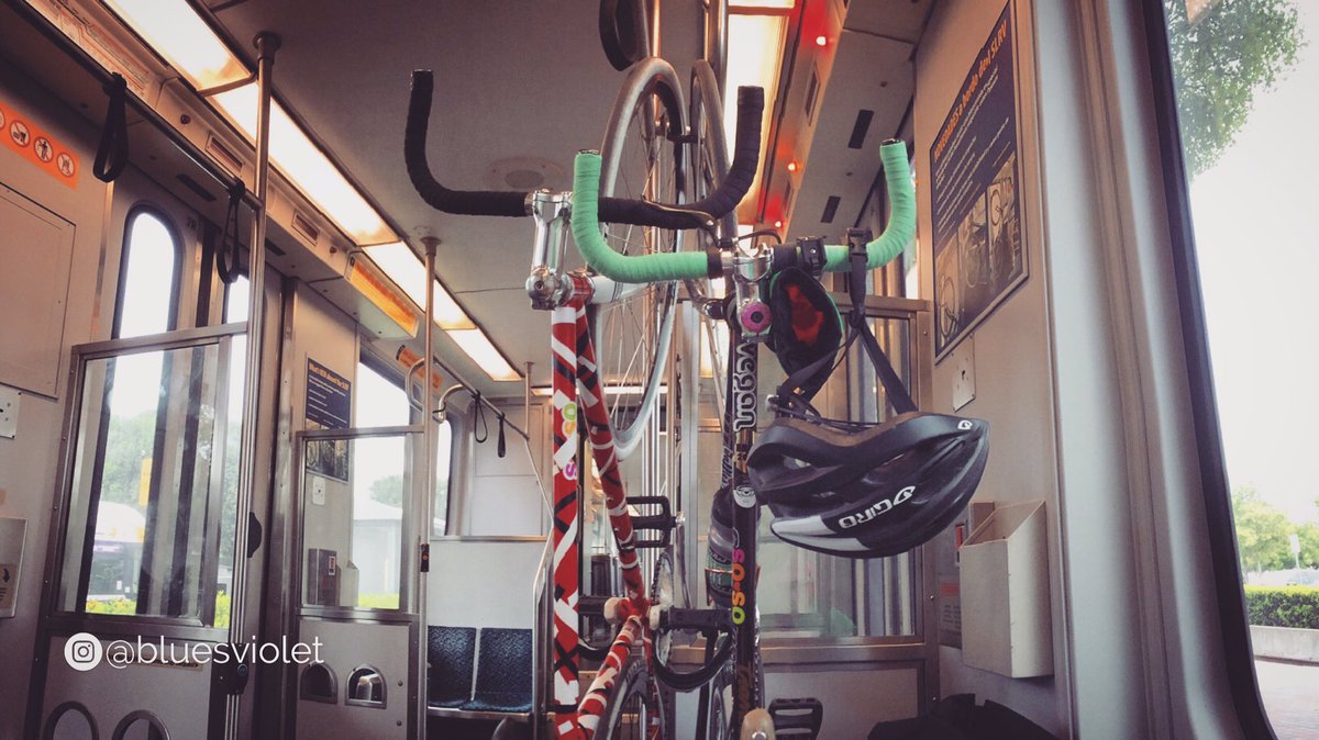 bluesviolet's tweet photo. bike people
#bikes #bicycles #bullhorns #fixedgear #brakeless #singlespeed #nogearsneeded #dartdallas #ride #letsride https://t.co/1YhJBVAvJe