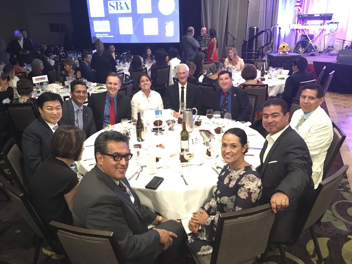 CAHispanic's tweet photo. Thank you @PGE4Me for sponsoring the Awards Gala! #CAHispanic #buildingCHCC https://t.co/VbbOKpYXRq