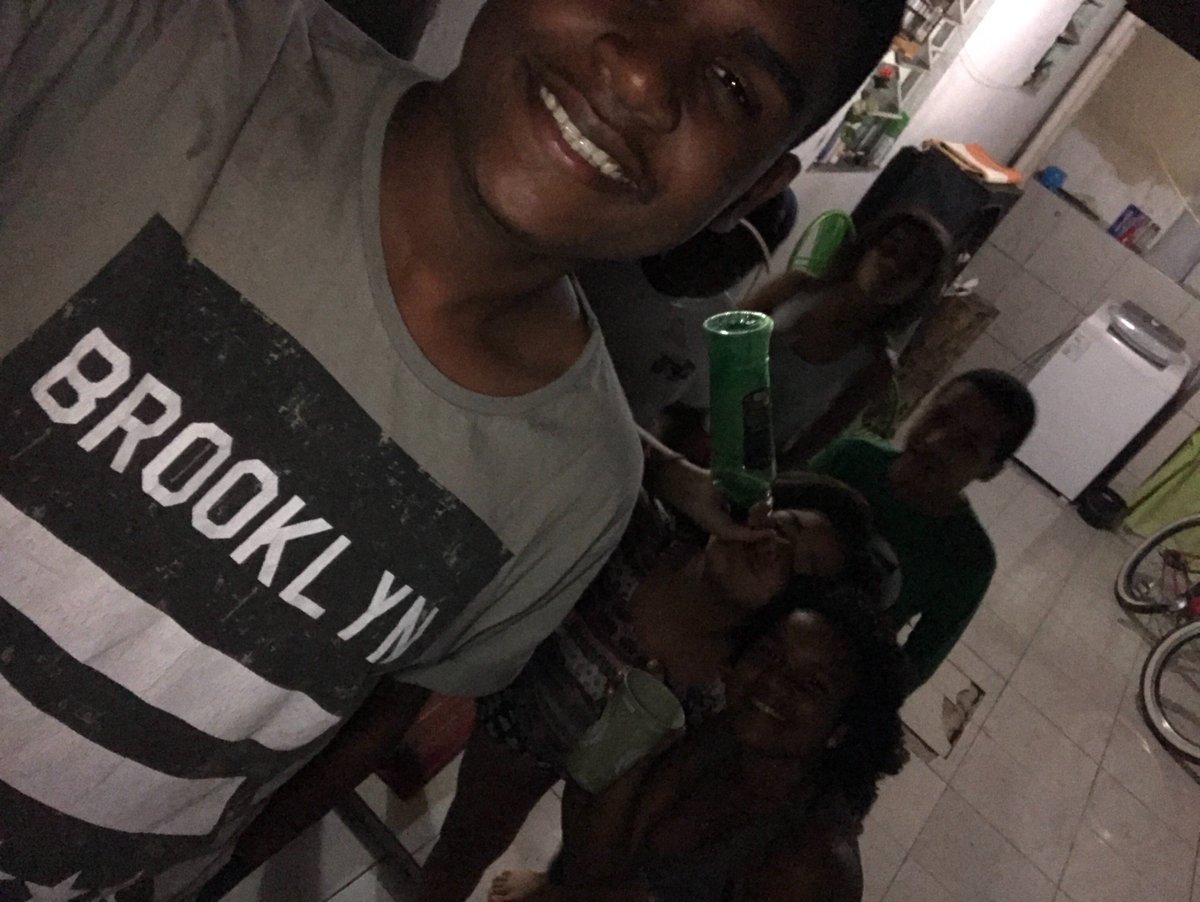 vicnogueira9's tweet photo. To chapadão kkkk #geral #embrazando https://t.co/cQuiYmOS8r