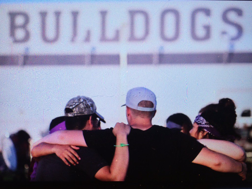 Pasco High Yearbook tweet media