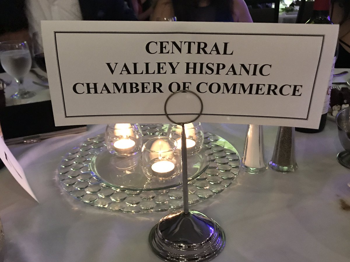 CentralVHCC's tweet photo. #CVHCC Chamber of the Year!! Thanks @CAHispanic #BuildingCHCC #CAHispanic https://t.co/FSmDWoGeoo