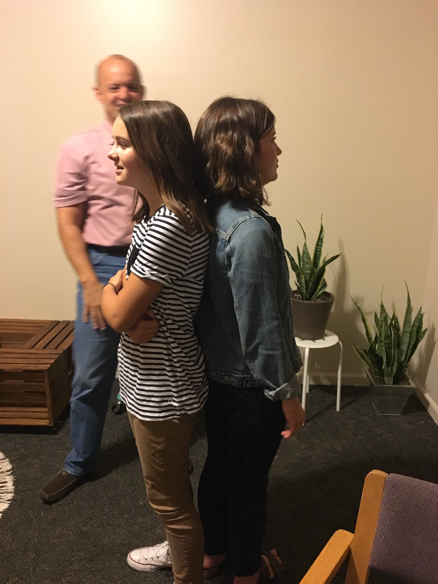 beebs on Twitter: "When your 14 year old sis is taller than your 21