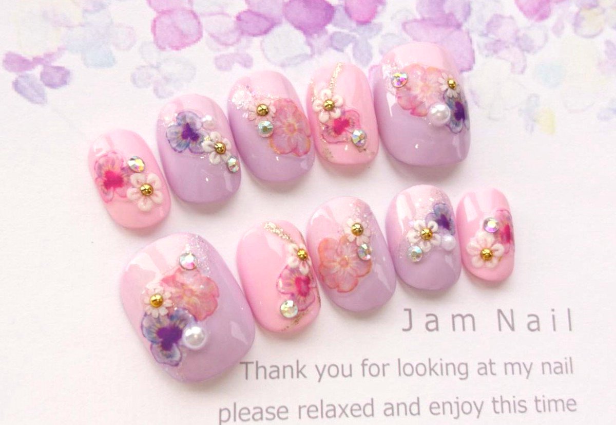 Jam Nail En Twitter 振袖にもドレスにもオススメ 上品ピンクと紫の花柄のネイルチップ Creemaにて販売中です ぜひご覧くださいませ T Co Qdou6xgmdq ピンクネイル 秋ネイル プチプラネイル ウェディングネイル 成人式前撮り T Co 6fu2lqsadu