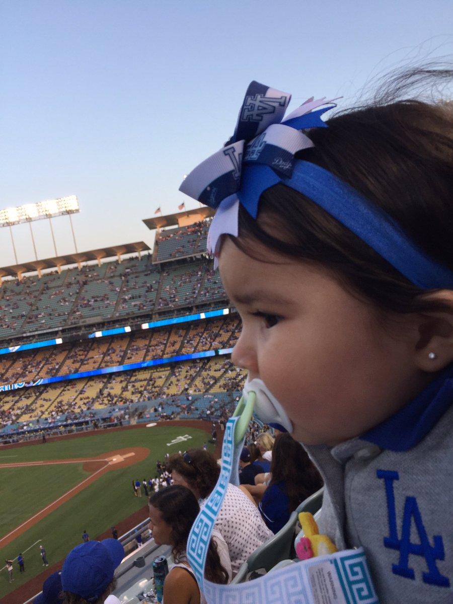 bigbrownmachine's tweet image. #littledodgerfan #firstdodgergame