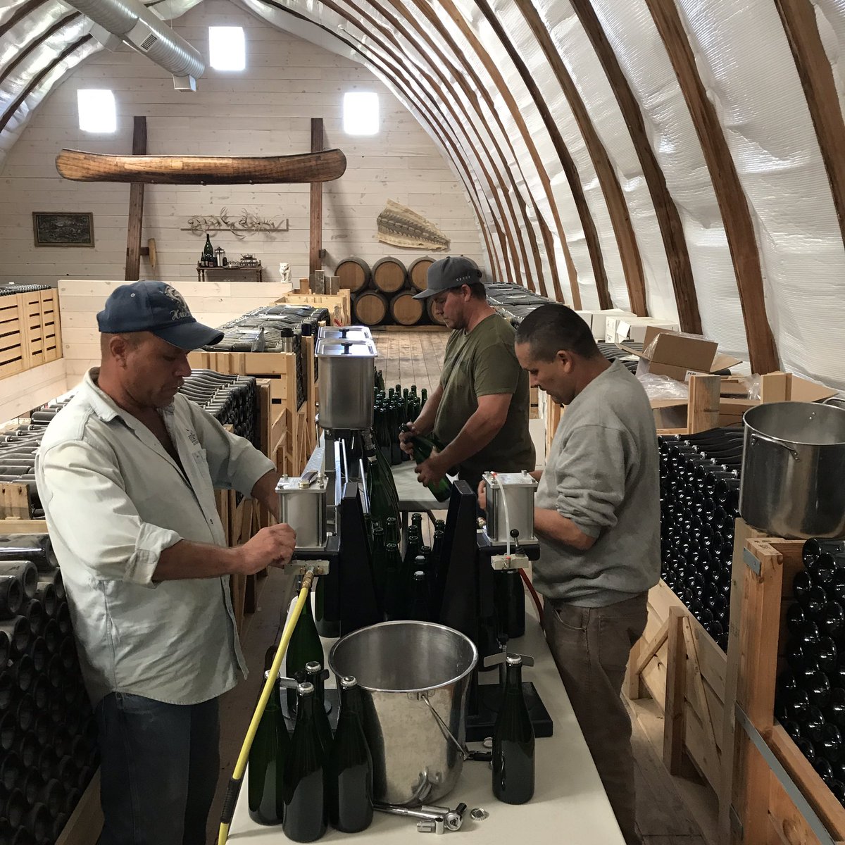 hinterlandwine's tweet photo. Please send good fermentation vibes our way, 2016 Les Etoiles is bottled & fermenting. See you in 2020. #tirage #secondaryfermentation https://t.co/ET4QBqapZA