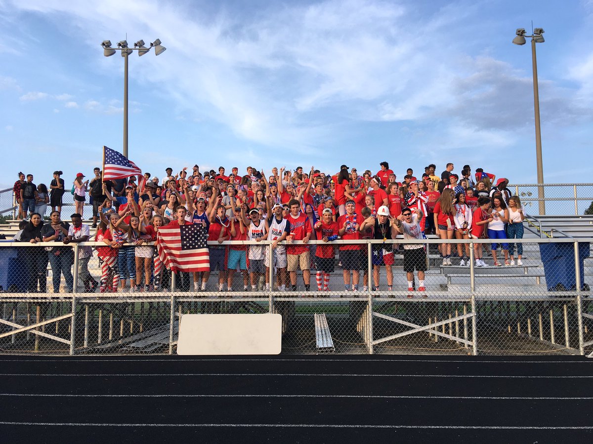 AHSPatriotPride's tweet photo. Nothing better than Friday night lights! Home opener vs @MVHS_SPORTS  #patriotstogether https://t.co/A7HmQ0zczE