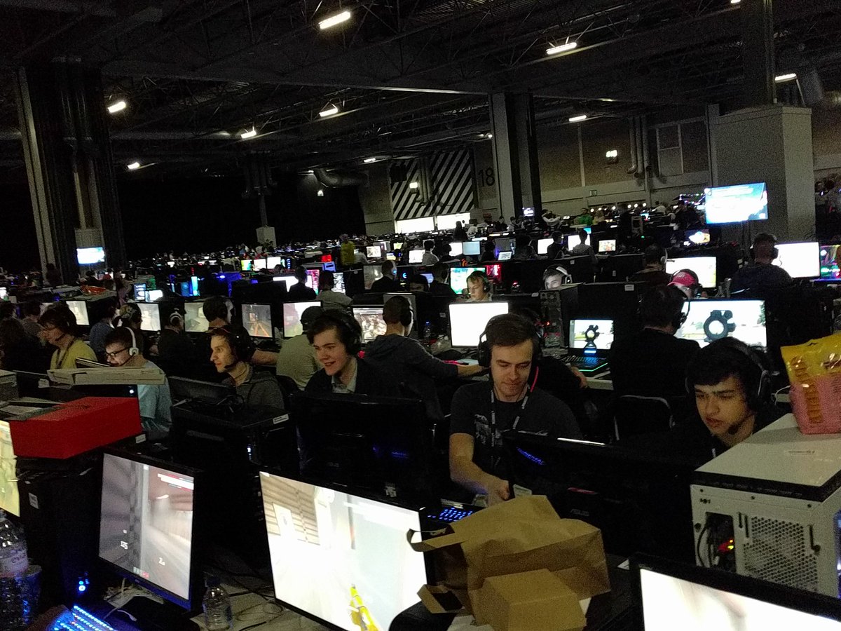 Lowpander, Muuki, @Hildreth1101, Mr Epic, Crayon, Ubrs, <a href="/FunsGG/">Funs</a> #i61tf2