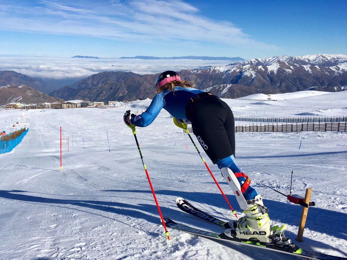 Jazmine_Butcher's tweet photo. Pushing for the weekend like... #stillgonnasendit #100%candid #slalombaby #winterishere #thisischile #bsafisgirls #Artemis https://t.co/hvOSpYyNfH