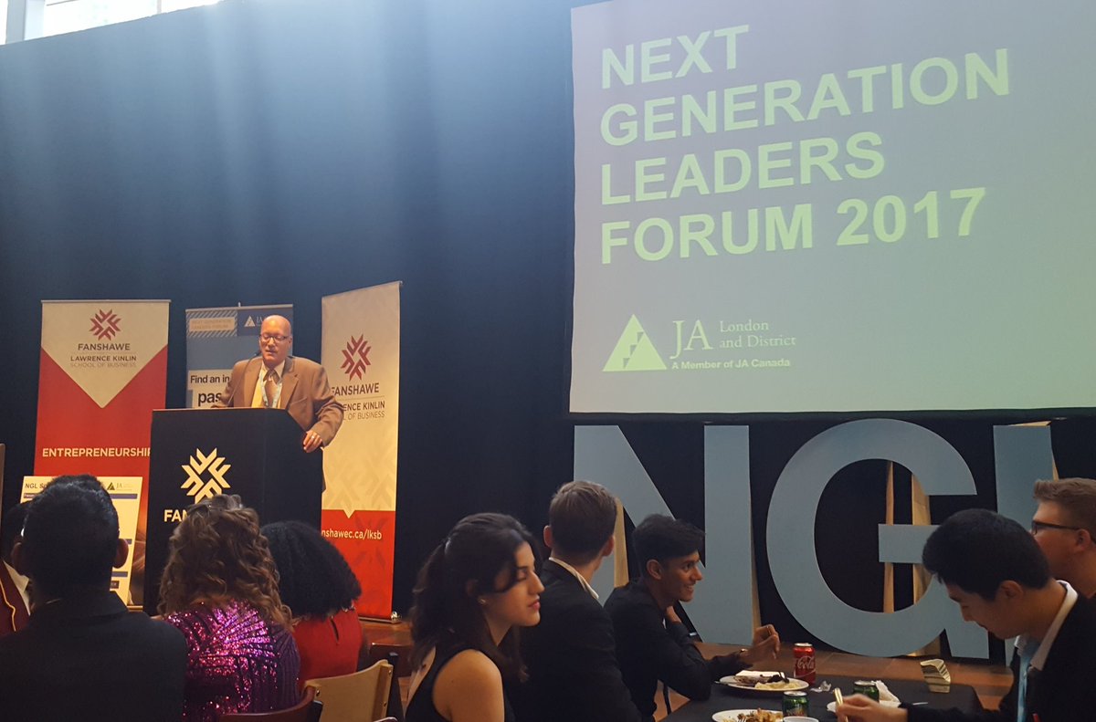 ForumNgl's tweet photo. @mousereno is here to thank our #JANGL17 ambassadors! Thank you so much for everything you do for our delegates! https://t.co/WXTDymCAc3