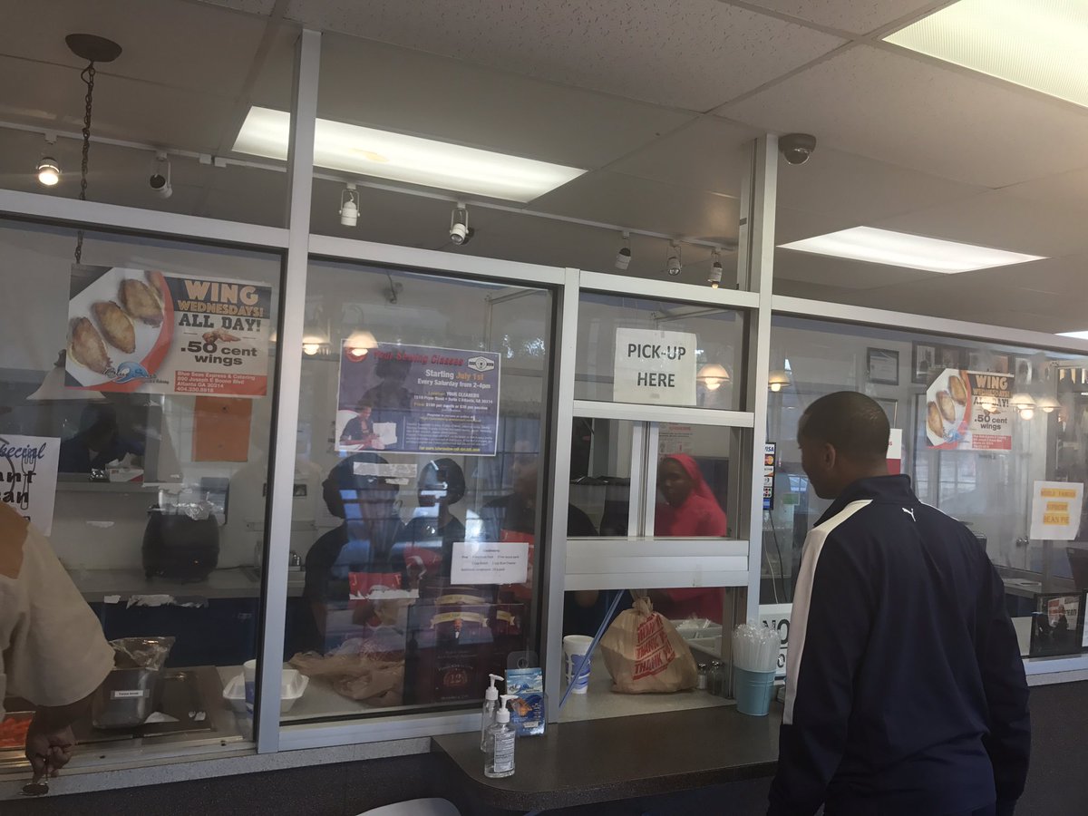 Definitely had to support <a href="/BlueSeasExpress/">Blue Seas Express</a> while here in Atlanta for the #FamilySummitATL!!