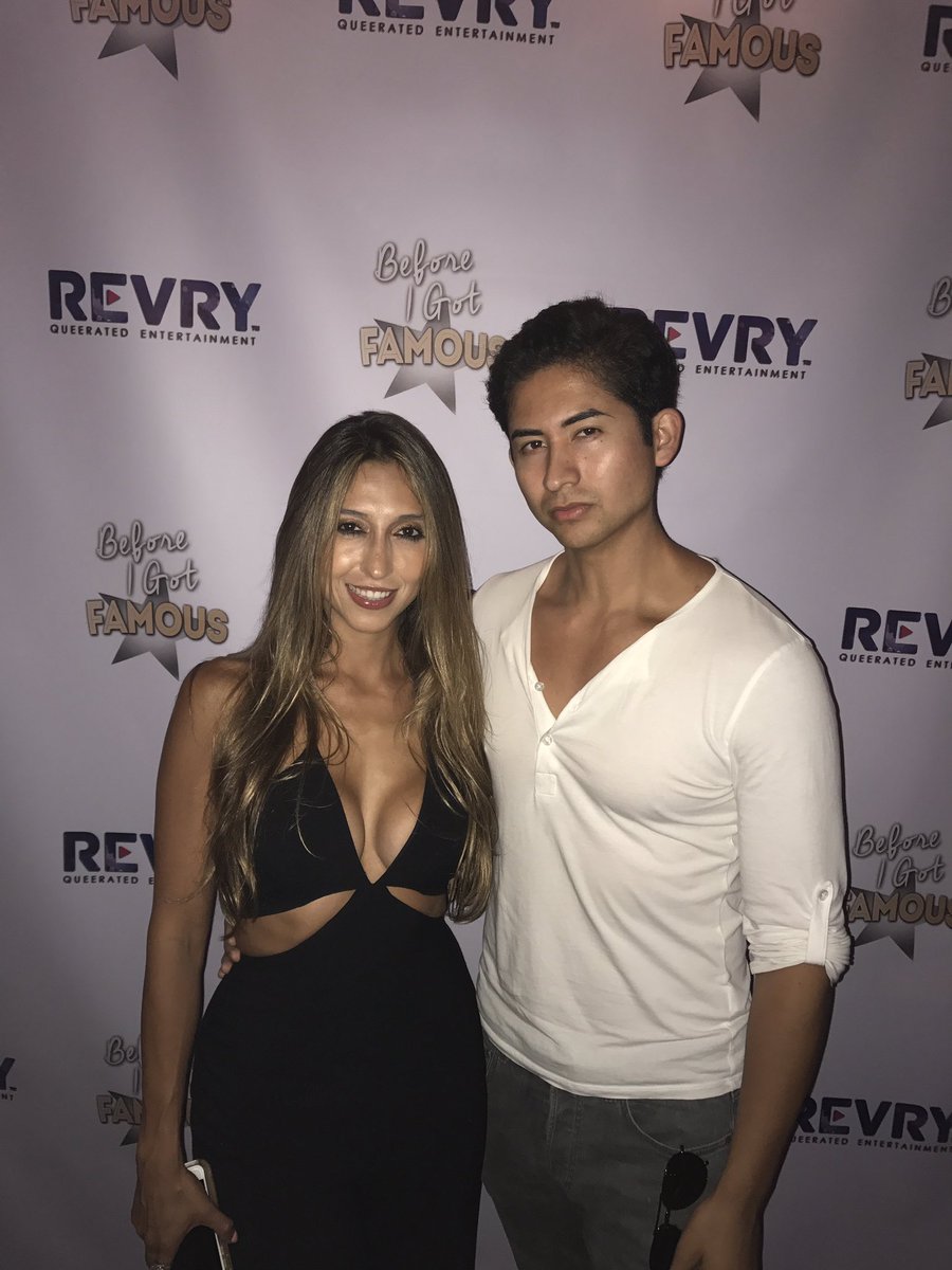 Redfoxx2763's tweet photo. @REVRYTV fun mixer ! With this gorgeous woman 💋 #revry #film #actor #model #dancer #network https://t.co/lQx2mE2sTx