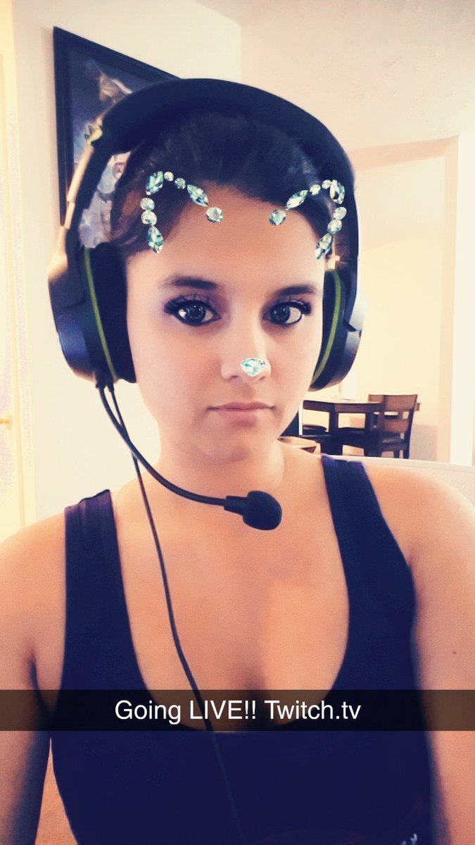 SiNFallenAngel's tweet photo. Come support my channel 😊 https://t.co/AztsfsUy9G https://t.co/6AtWOoru2r