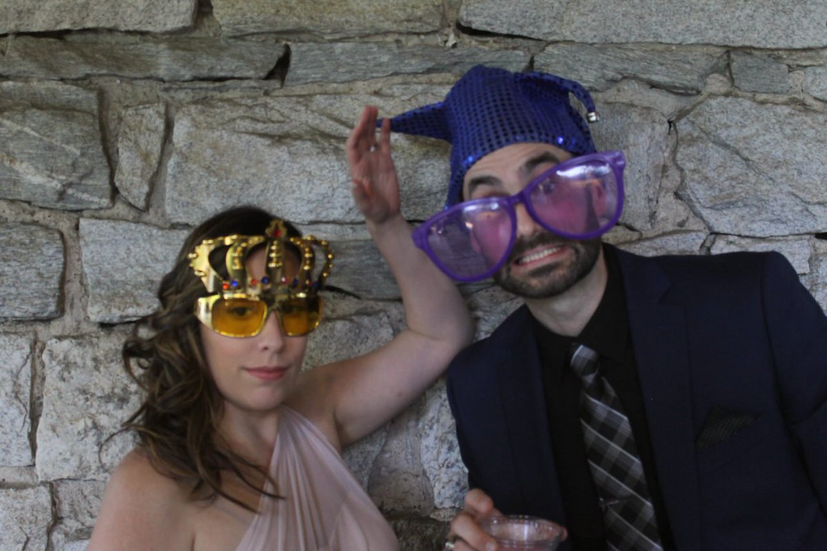 ExqSoundsEnt's tweet photo. It's all Love, Fun and Good Times in the booth! More #Photobooth Fun from Cocktail Hour!! #exquisitesoundsent #atlanta #wedding https://t.co/qXAQUEebL8