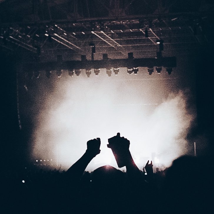 radioish's tweet photo. Broadcast during the greatest moments of your life with Radioish !  Imagine the possibilities! #broadcastanywhere #livemusic #musiclover https://t.co/4QSflC5UYr