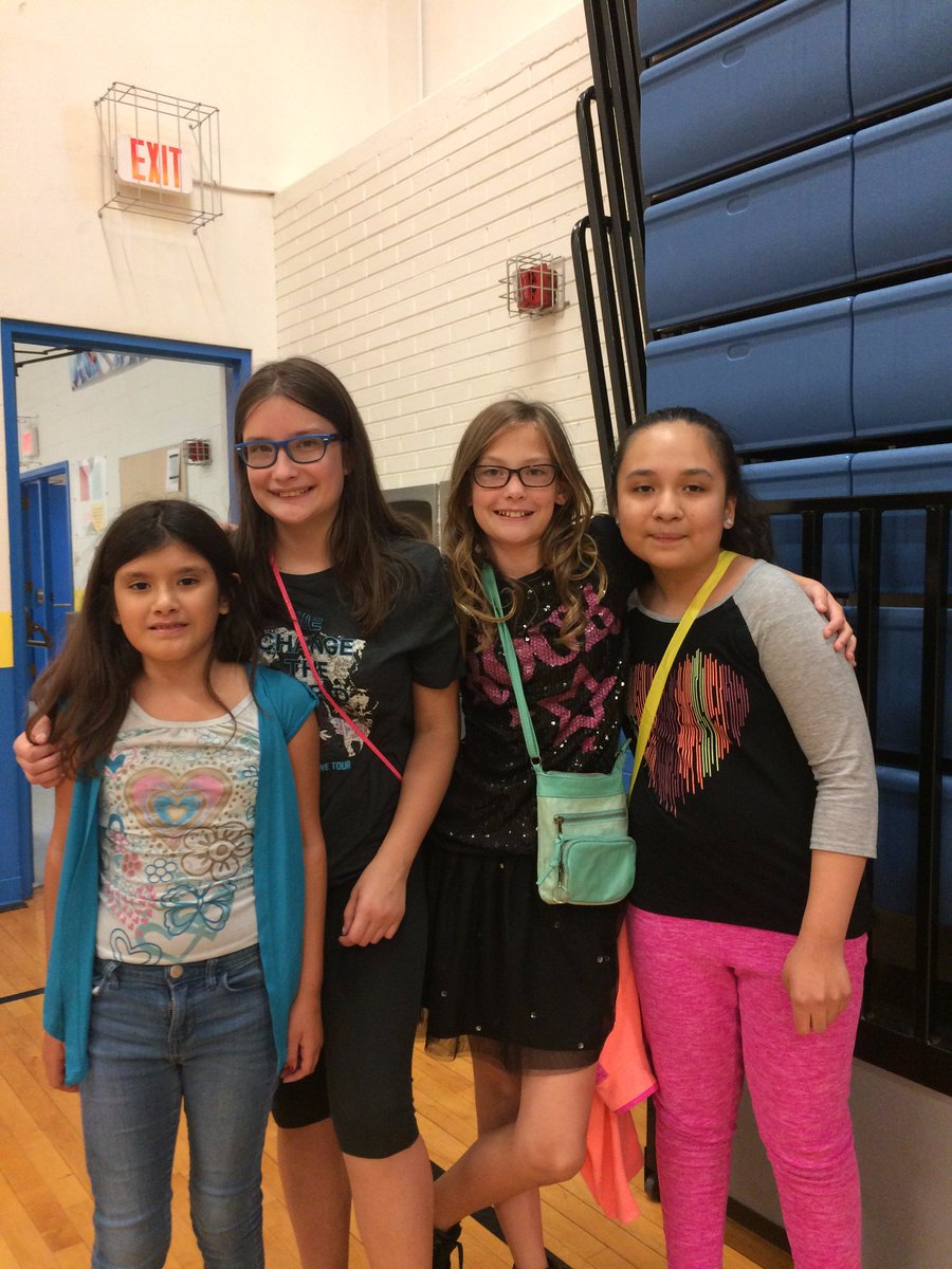 WMSPBIS2017_18's tweet photo. One hour in to our activity night and having fun! One hour left to go! Come join if you can! #wms118life https://t.co/QQT25f1J9D